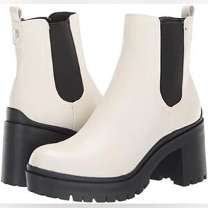 Nine West Cream and Black Ankle Booties